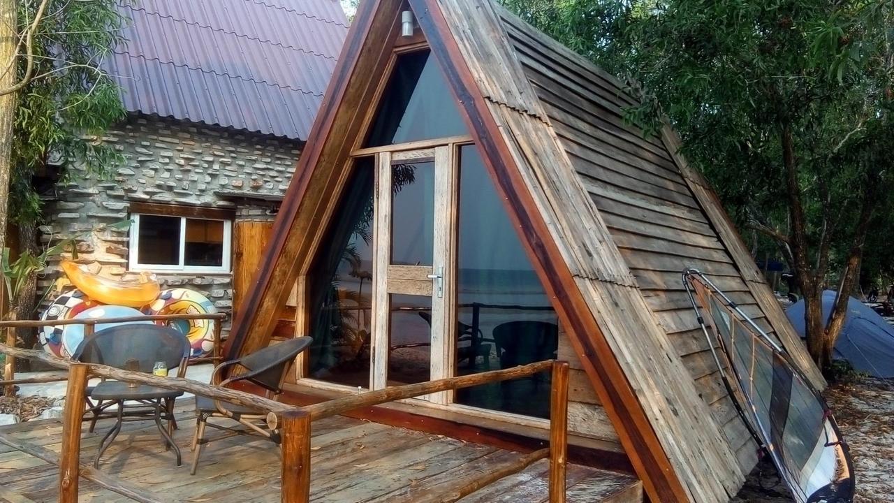 The Boarding House Sihanoukville Bagian luar foto