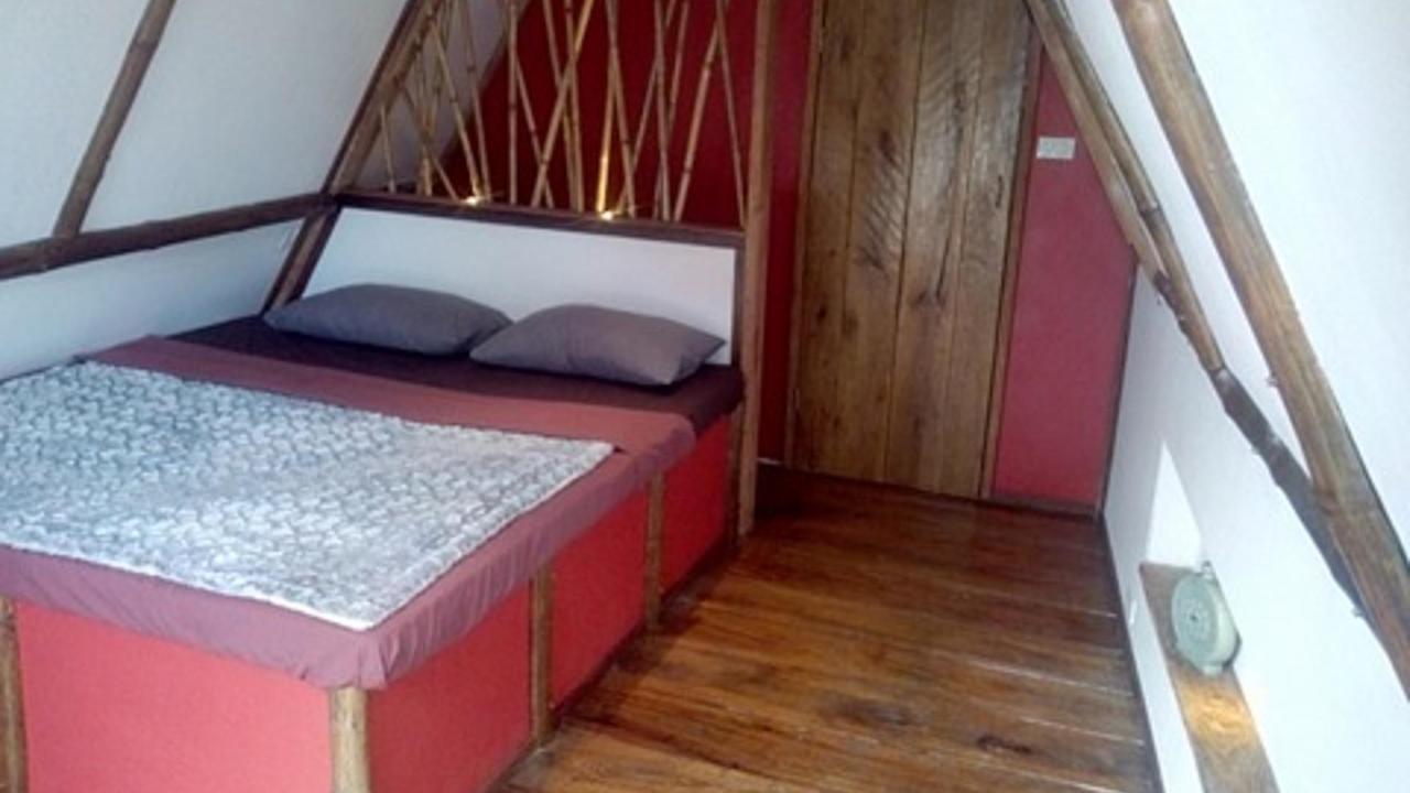 The Boarding House Sihanoukville Bagian luar foto